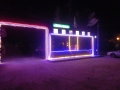 Serekunda Strip bei Nacht