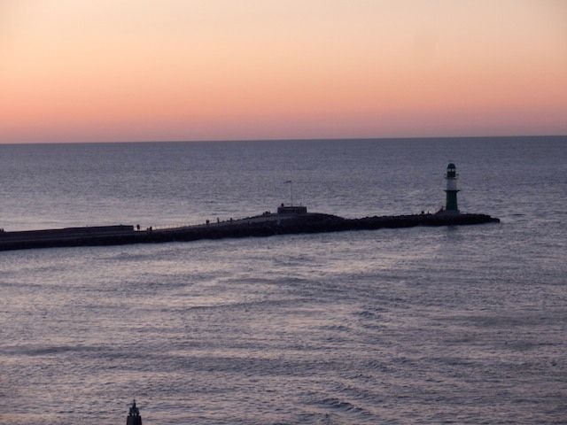 Einfahrt bei Warnemünde