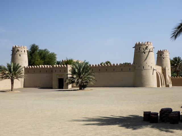 Abu-Dhabi-Jahli-Fort-Al-Ain-02