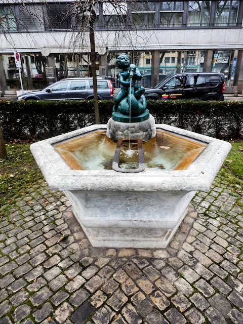 Basel-Brunnen-08