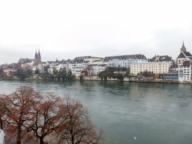 Basel Spaziergang am Rhein 22