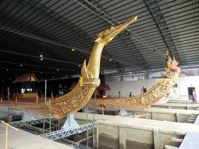 Die königlichen Barken in Bangkok