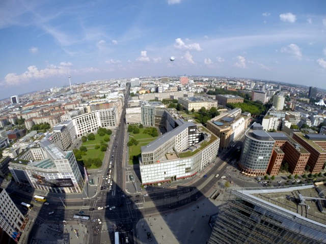 Aussicht vom Kollhoff Tower über Berlin