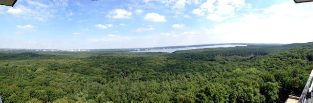 Ausblick vom Müggelturm nach Norden Panoramabild klein