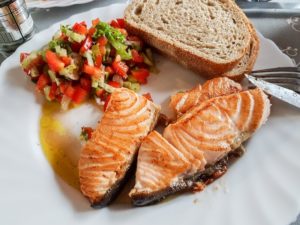 Kochen-im-wohnmobil-lachs