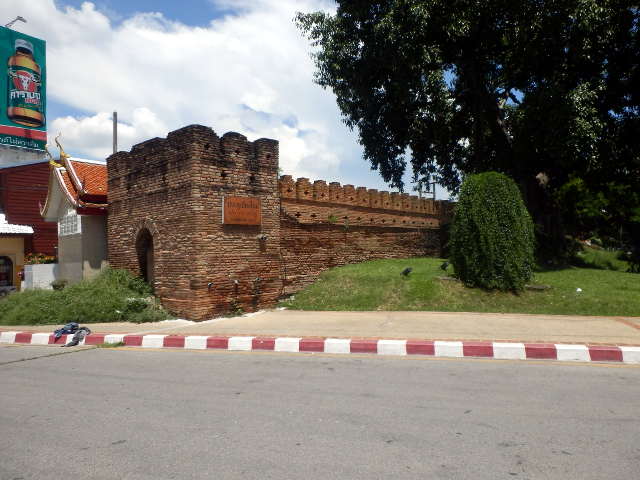 alte Stadtmauer in Chiang Mai