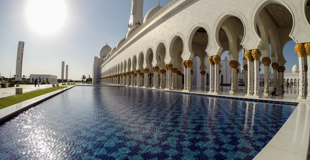 Titelbild-Scheich-Zayid-Moschee