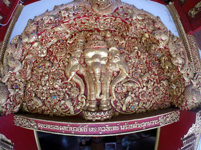 Wat-Sri-Suphan-Silver-Temple-8a